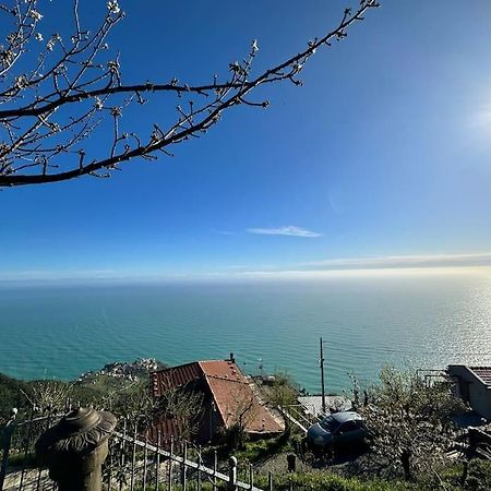 Nature&Sea Chalet Corniglia Exterior photo