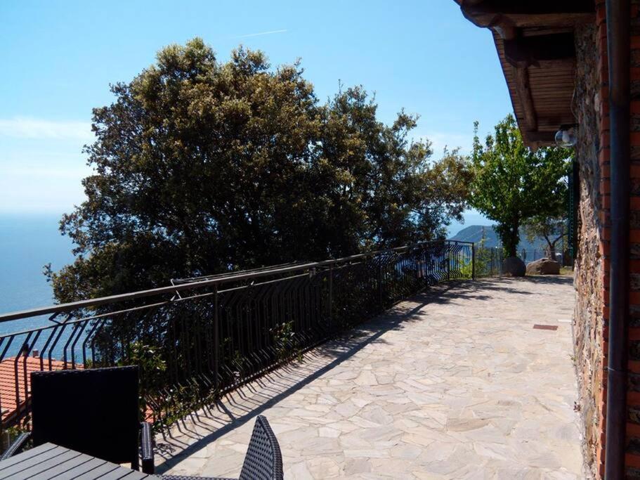Nature&Sea Chalet Corniglia Exterior photo